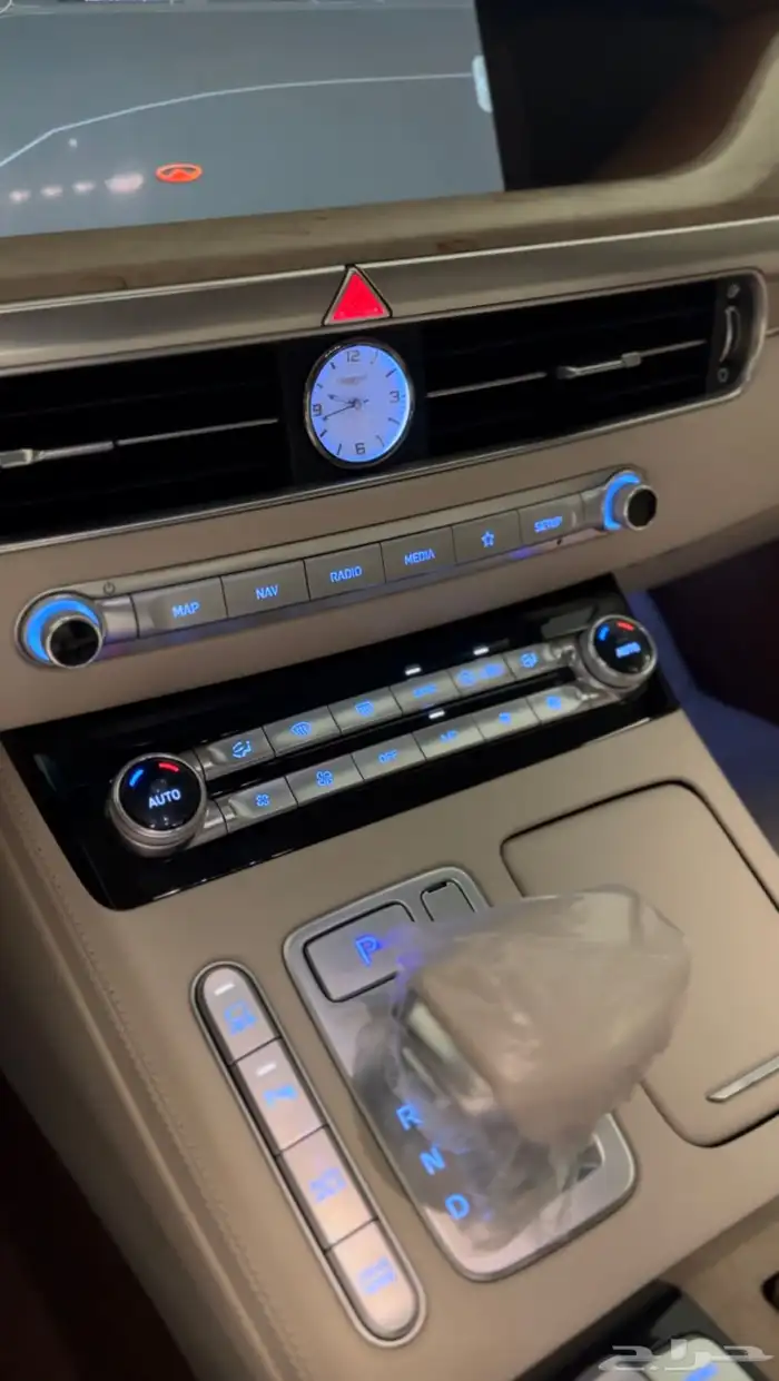 جينيسيس G90 2020 سعودي وارد الوعلان 25