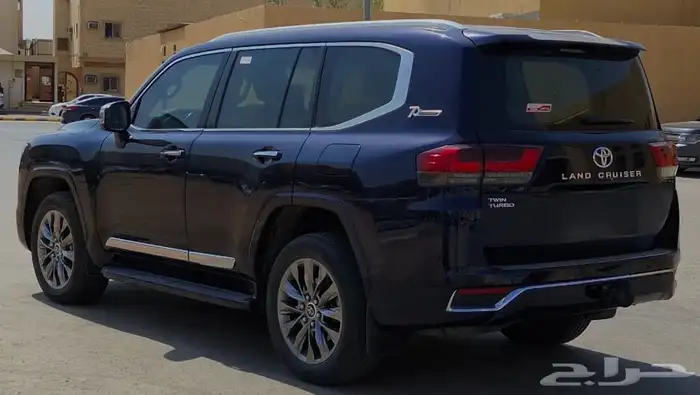 تويوتا لاندكروزر (VXR (2022 أعلى فئة(تم البيع الحمدالله) 4
