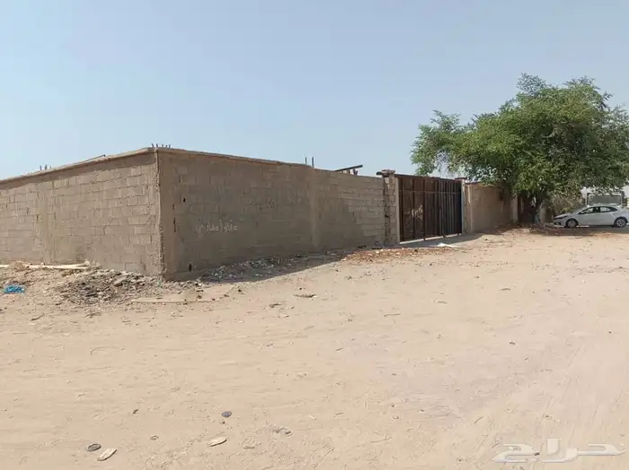 حوش1650 م للايجار الخمرة 0