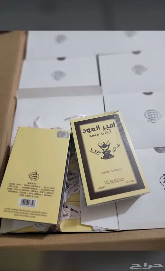 نوفر جميع انواع العطور الاصليه والوسطيه باسعار مناسبه 85