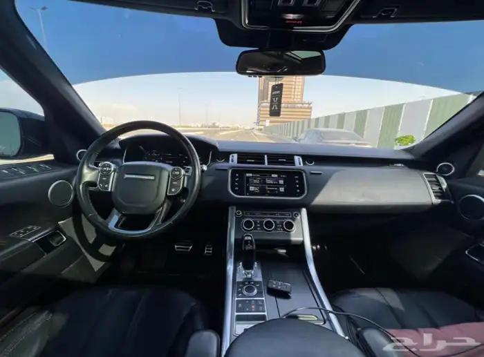 للبيع رنج روفر سبورت HST 2016 11