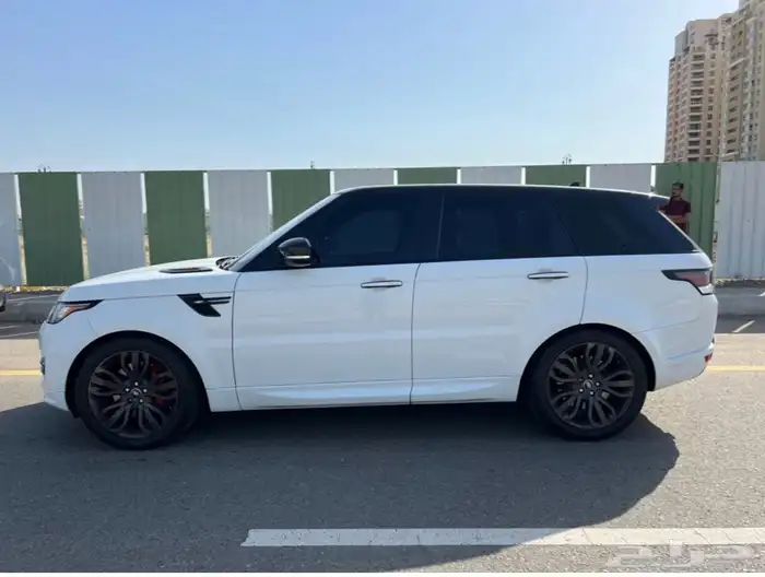 للبيع رنج روفر سبورت HST 2016 7