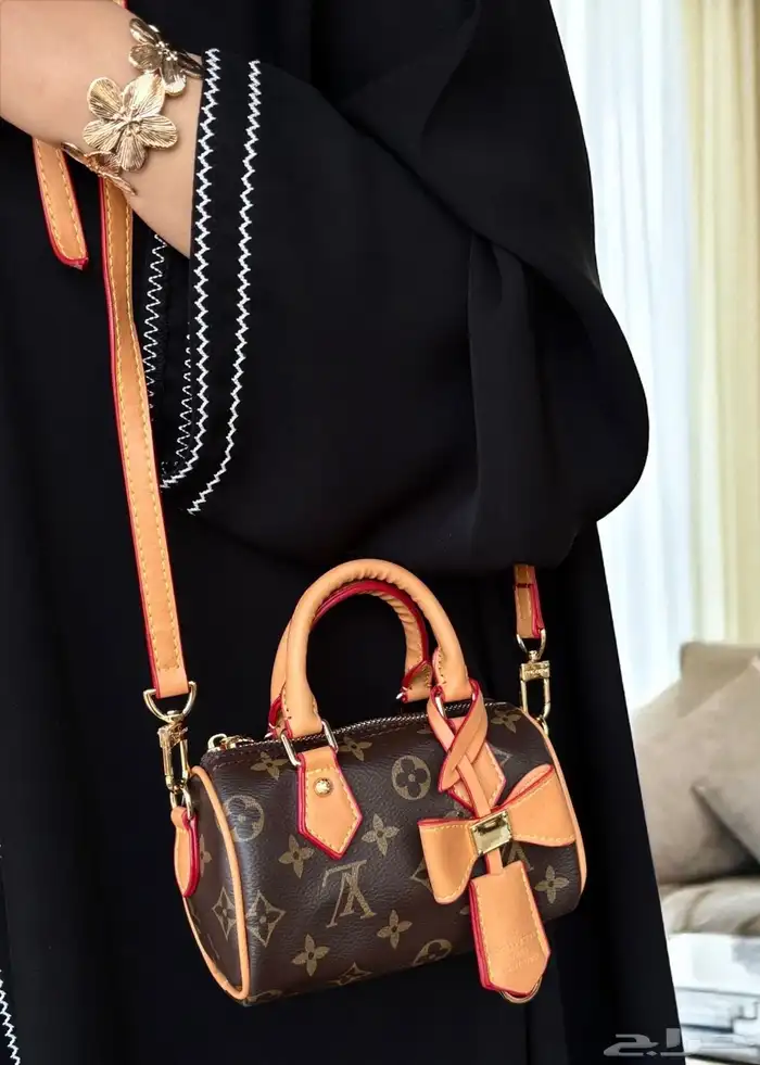 شنط لويسفيتون توب ماستر 14