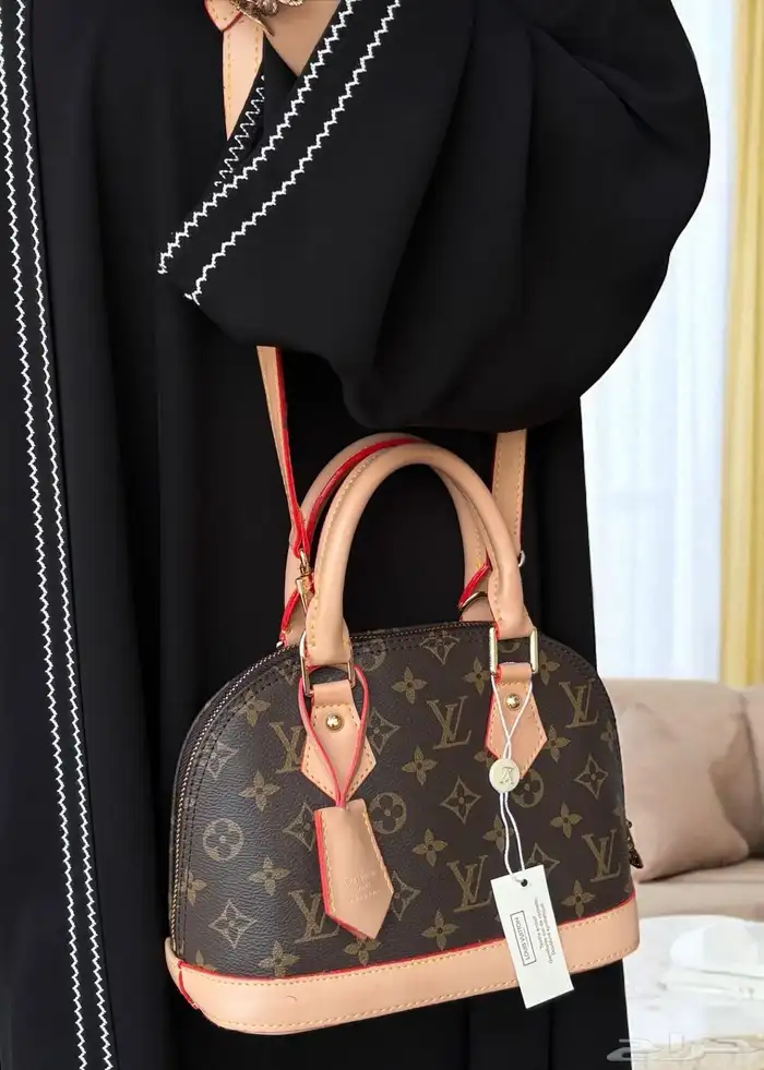 شنط لويسفيتون توب ماستر 37