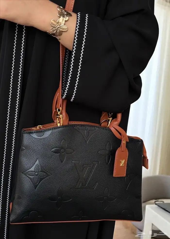 شنط لويسفيتون توب ماستر 9