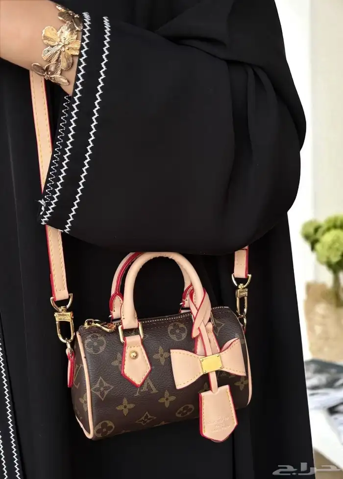 شنط لويسفيتون توب ماستر 11