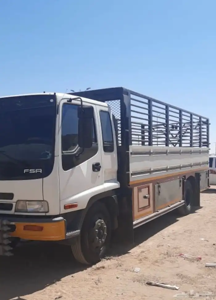 دينه لوري 6 متر ونصف لنقل البضايع والعفش 0