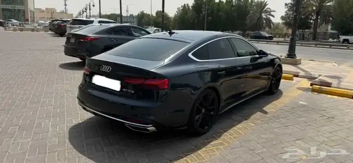 Audi A5 Sportback 2023 - نظيفة جدا وتحت الضمان (سعر لقطة) 4