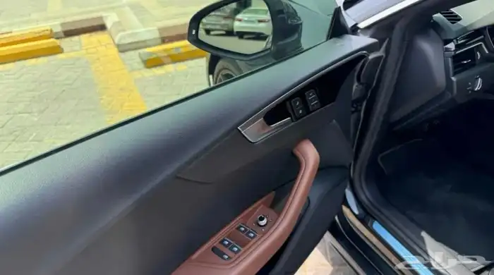 Audi A5 Sportback 2023 - نظيفة جدا وتحت الضمان (سعر لقطة) 10