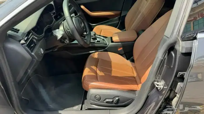 Audi A5 Sportback 2023 - نظيفة جدا وتحت الضمان (سعر لقطة) 9