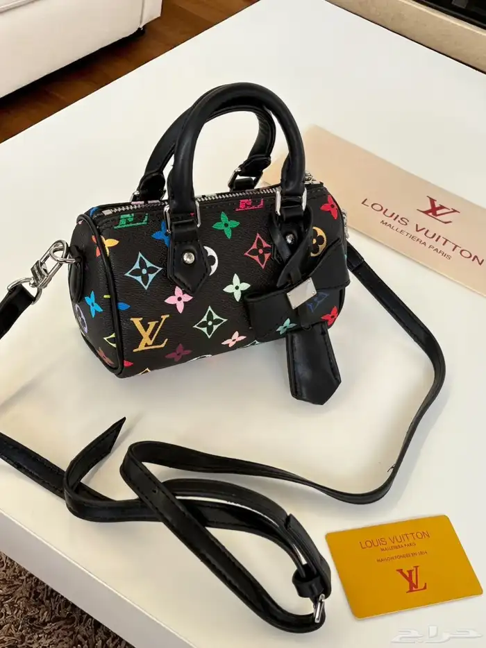 شنط لويسفيتون توب ماستر 19