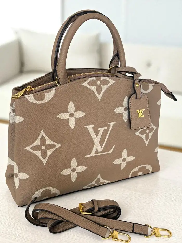 شنط لويسفيتون توب ماستر 0