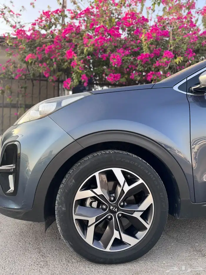 للبيع سبورتاج 2019 ديزل 4