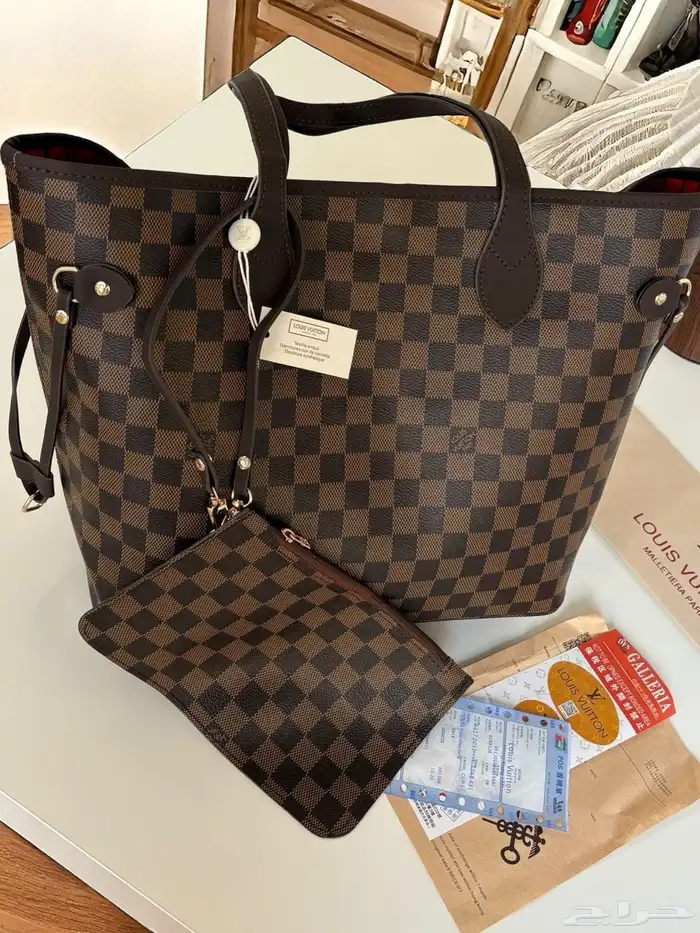 شنط لويسفيتون توب ماستر 39