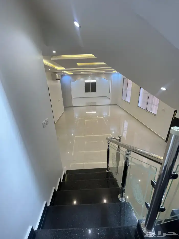 فيلا للإيجار بحي الرمال 0