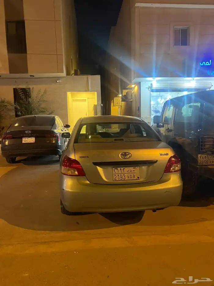 ياريس موديل 2009 للبيع 1