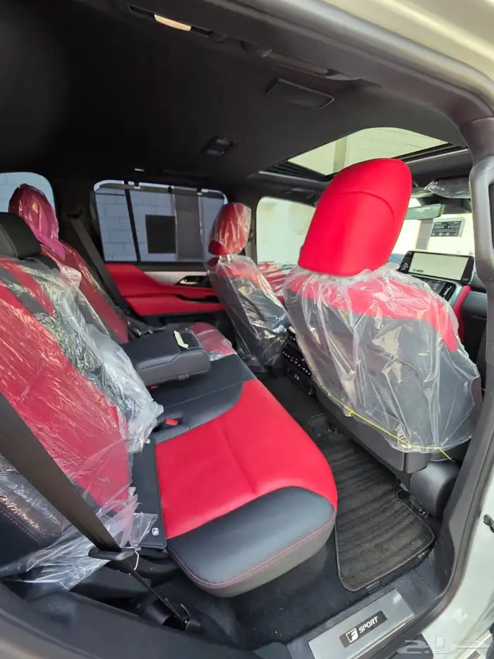 لكزس 2025 LX600 وكالة 11