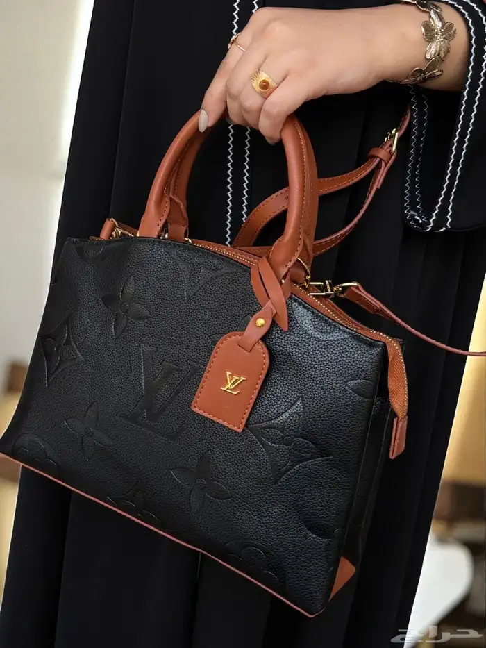 شنط لويسفيتون توب ماستر 13