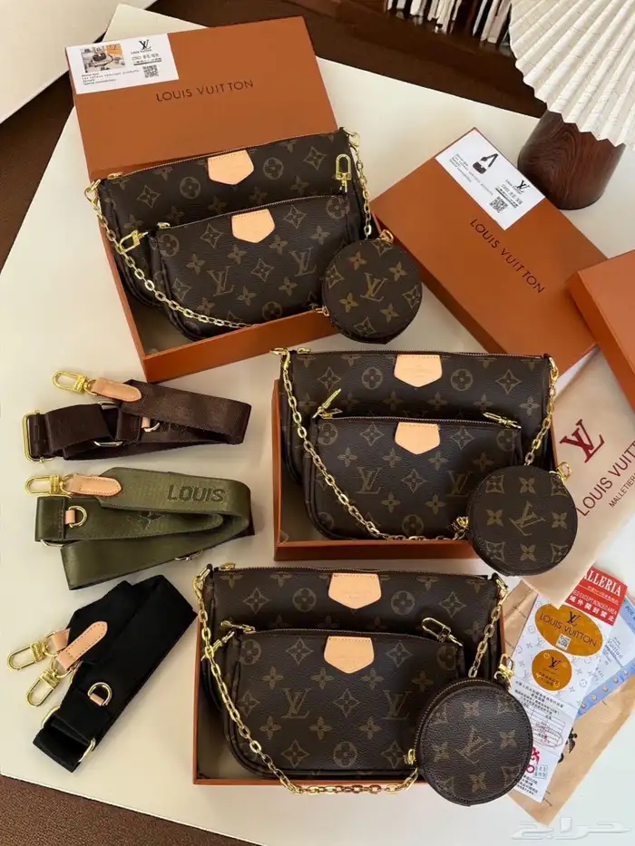 شنط لويسفيتون توب ماستر 22