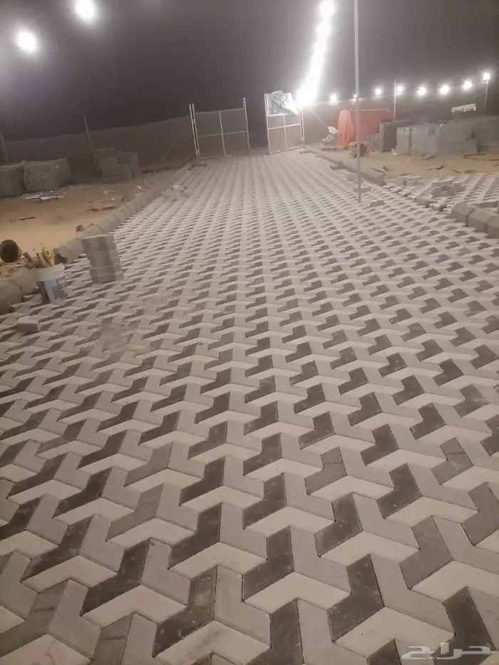 انترلوك وبلدورة مصنعية وبالمواد 14