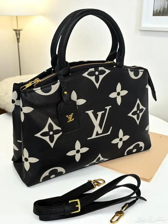 شنط لويسفيتون توب ماستر 3