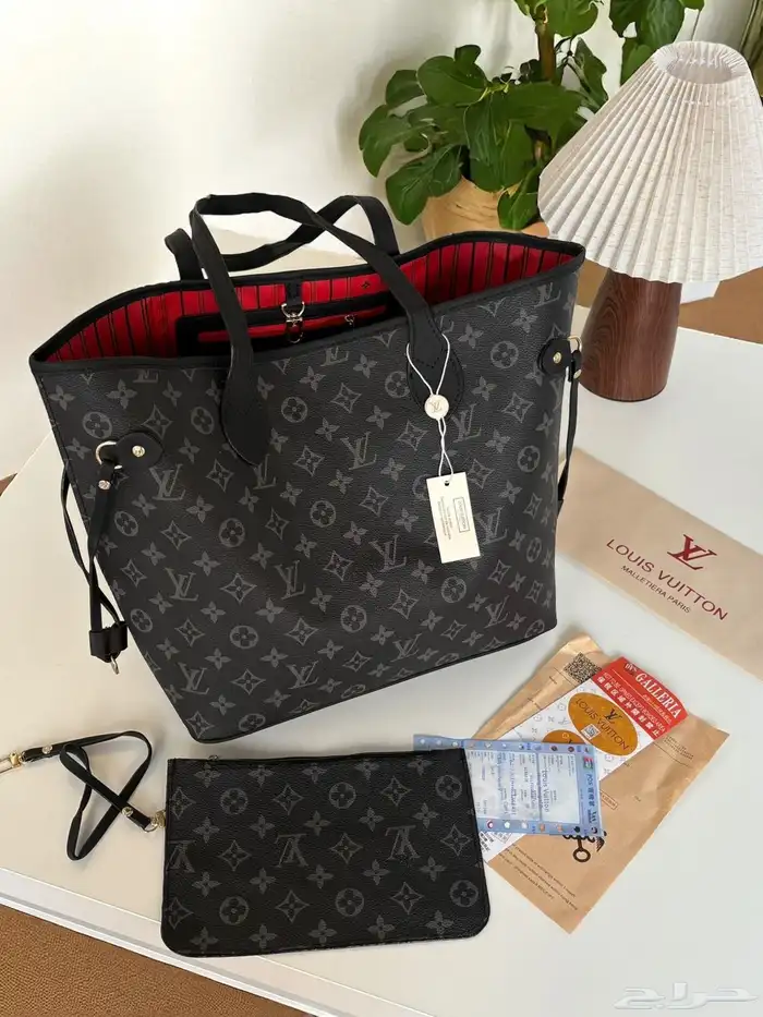 شنط لويسفيتون توب ماستر 48