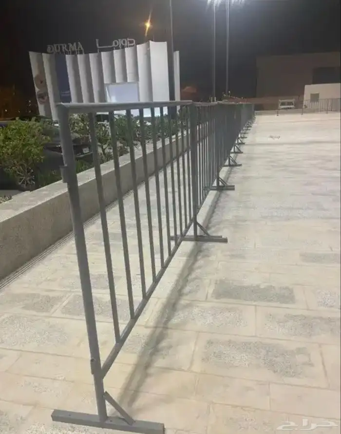 حواجز تنظيمية بمقاسات مختلفة 0