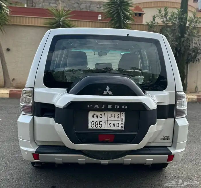 باجيرو 2017 دبل مكينة 3500 (( قمة في النظافة )) 24