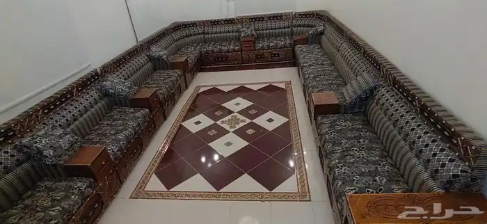 مجلس للبيع 4 في 6 6