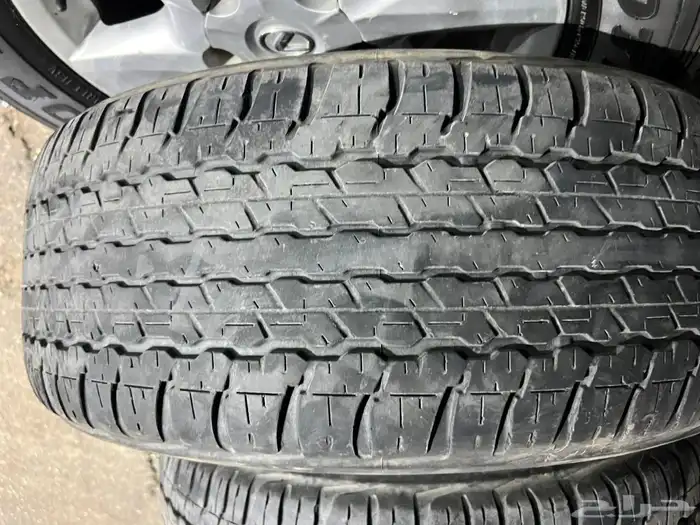 جنوط لكزز اصلي مع كفرات دنلوب 285.60.18 12