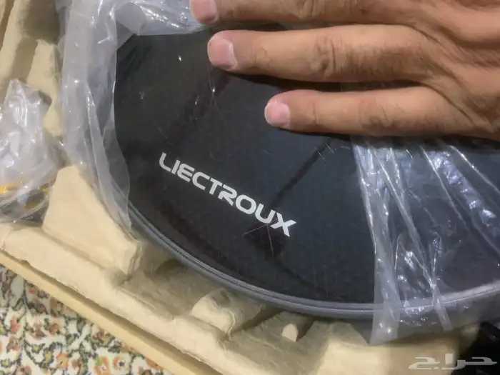 مكنسة دايسون لاسلكية نظيفةجدا ومكنسةذكية بكرتونهاممتازة 14