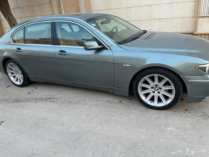 بي أم دبليو 735 موديل 2004 بدي وكاله 1