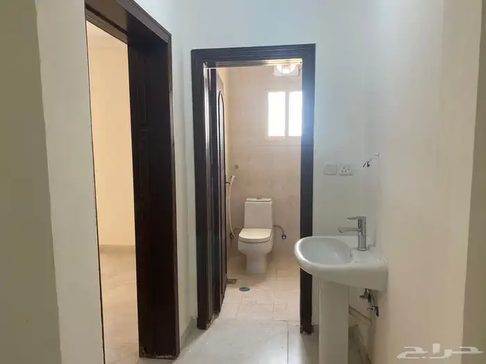 عمارة للايجار مكونه من 20 شقة مجددة بالكامل 10