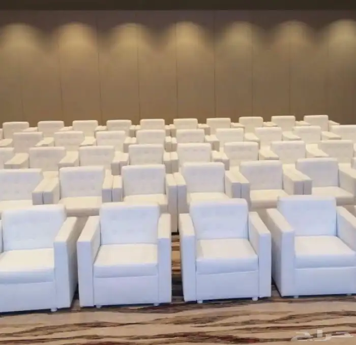 تاجير كنب في اي بي 0