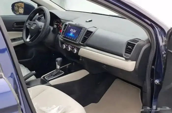سيارة هوندا سيتي 2024 LX Sport 4