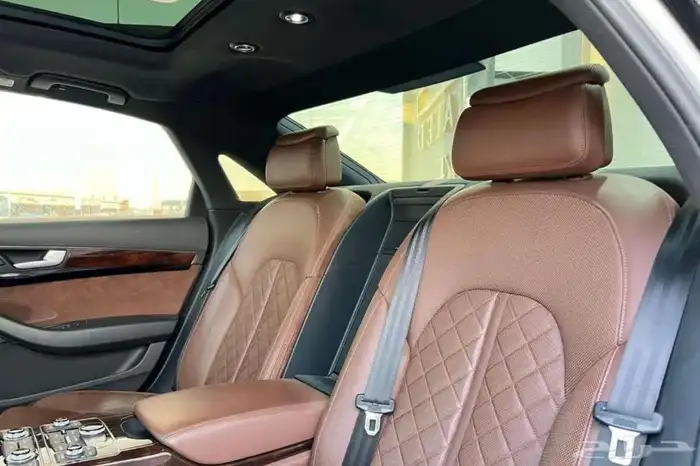 اودي A8 11