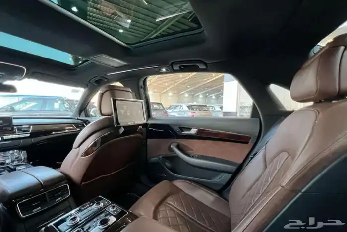 اودي A8 10