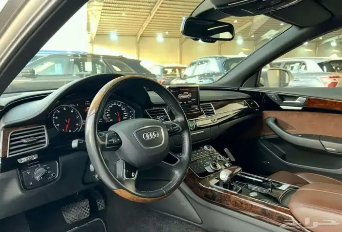 اودي A8 4
