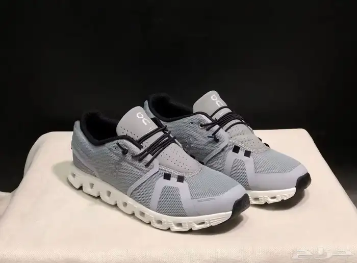 on cloud shoes 1 1 4