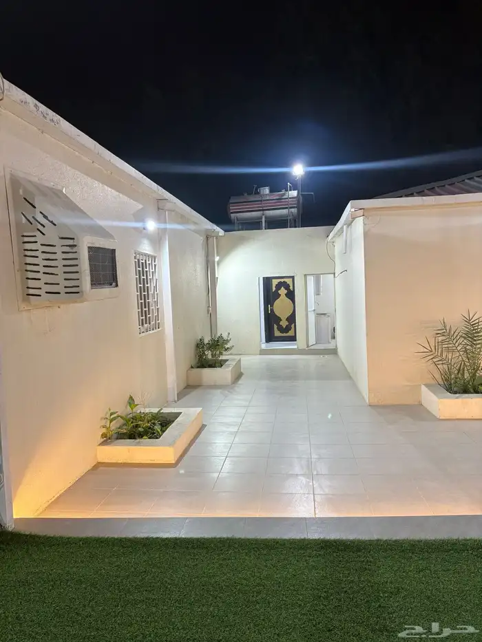 استراحه للاجار قسم مجلس و ملعب طائره 8