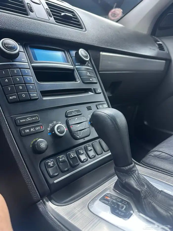 فولفو XC90 8