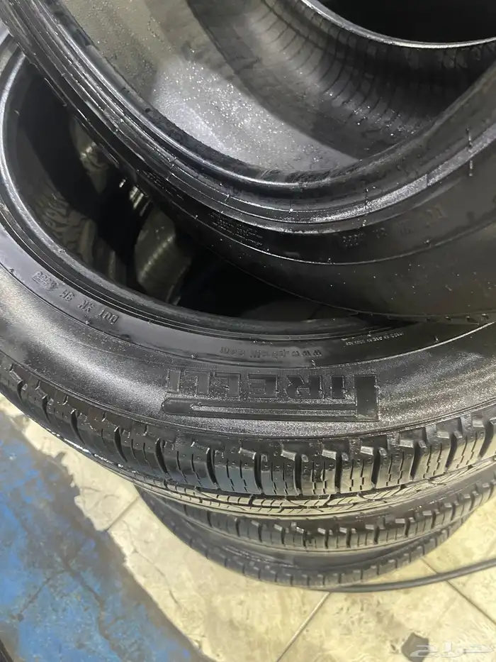 طقم كفرات رنج روفر برلي 275 45 21 5