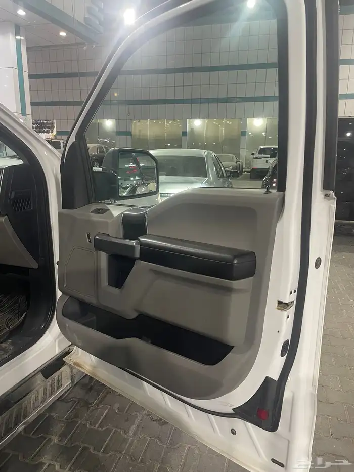 للبيع فورد F150 غمارة ونص 2015 7
