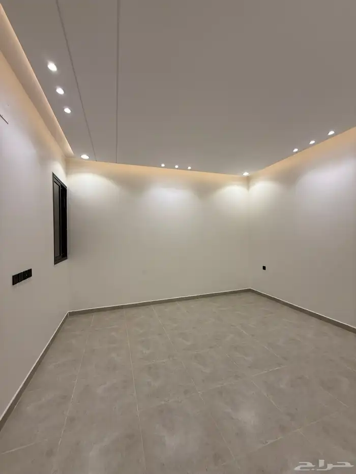 للبيع شقق ارضيه وعلويه بمخطط الراجحى طريق ابها الخميس 26
