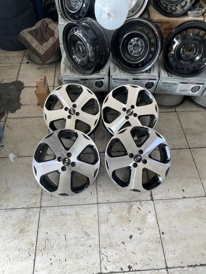 طقم جنوط كيا ريو أصلي وكالة مقاس 17 1