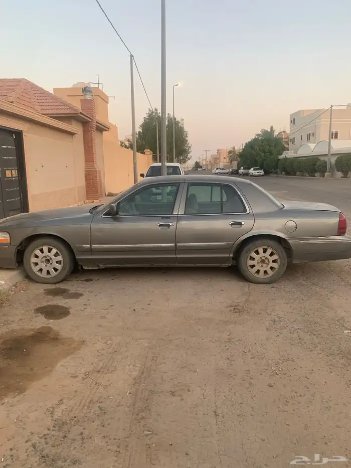 فورد جراند ماركيز موديل 2004 0