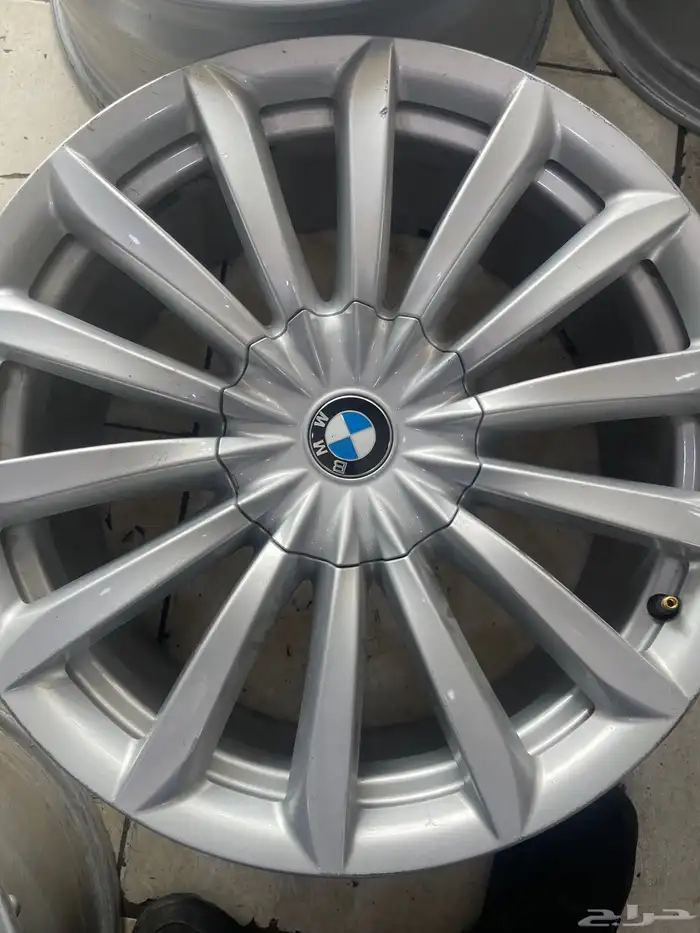 طقم  جنوط BMW أصلي وكالة ونظيفة ونظافة الجديد 2