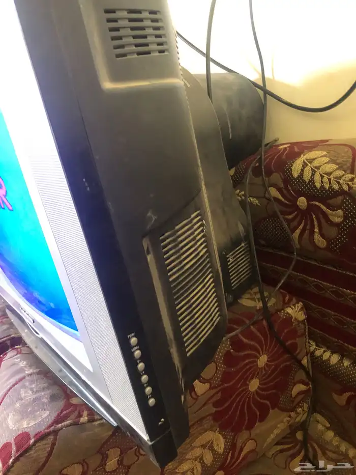 تلفزيون قديم مقتنيات القديمه 2