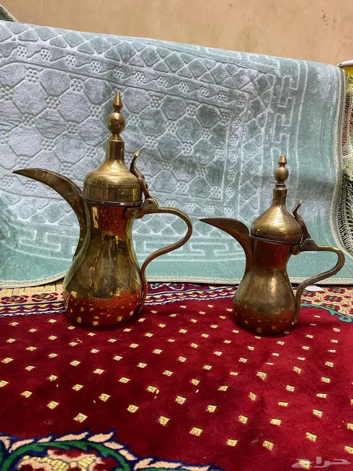 البيع . دلتين نحاس والختم موضح بالصورة وصوره توضح حالته 5