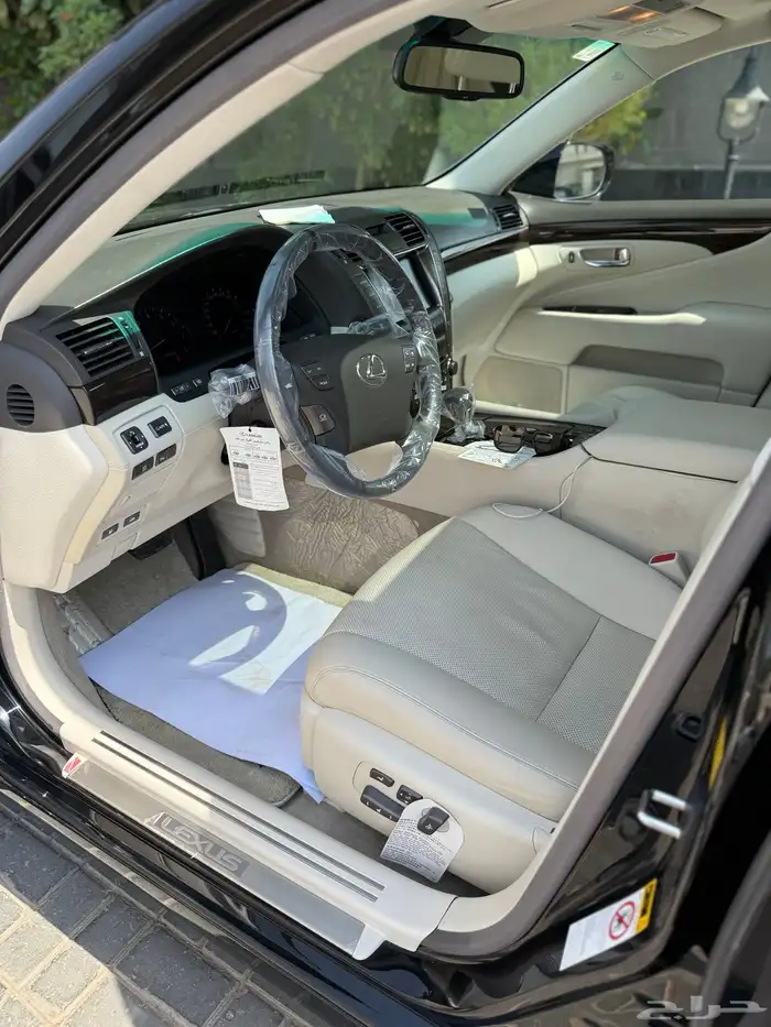لكزس LS460L موديل 2008 مخزن فعليا 20